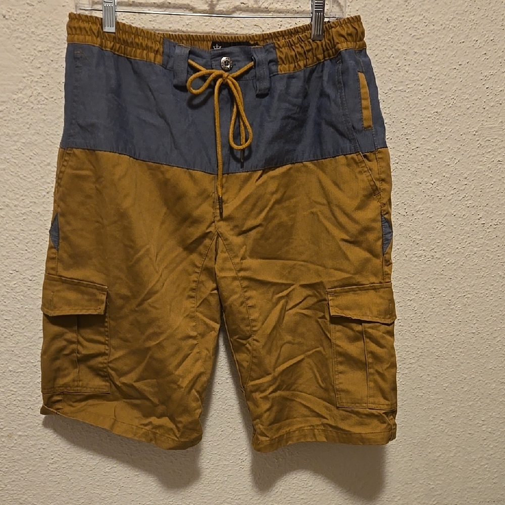 B15 Two-Tone Men's Red Ape Cargo Shorts Sz XL